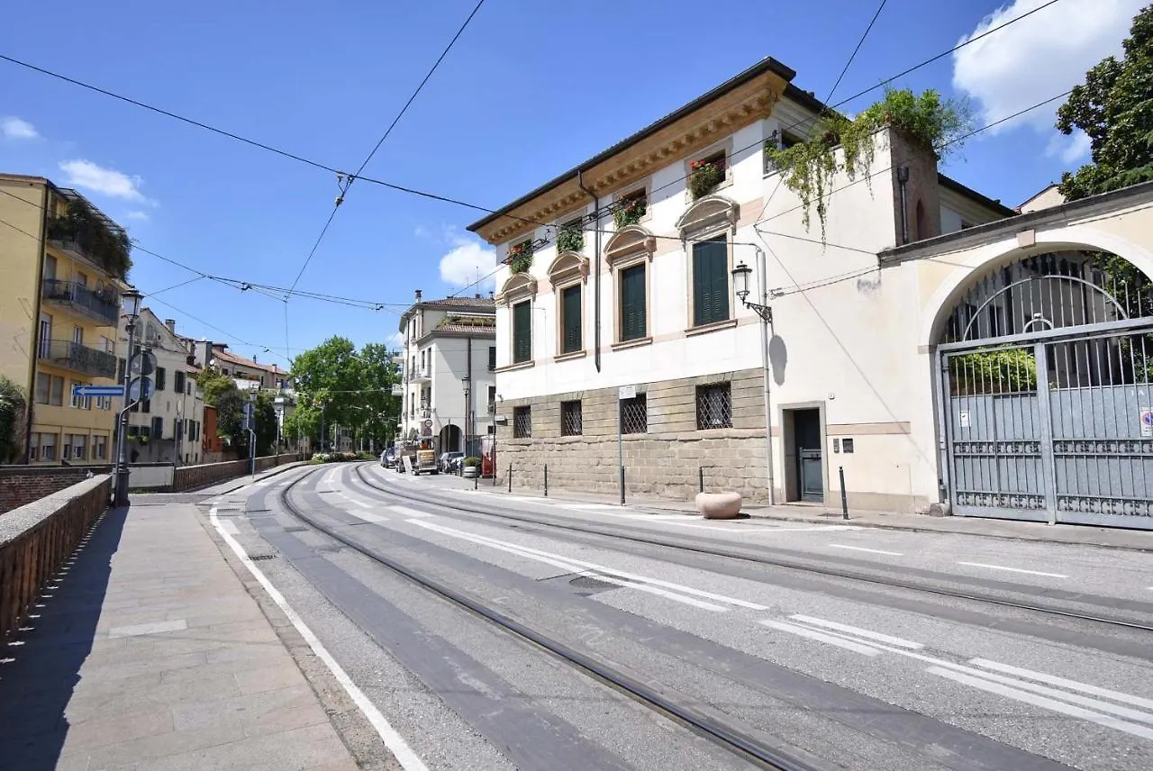 Historical Downtown Apartment Padova