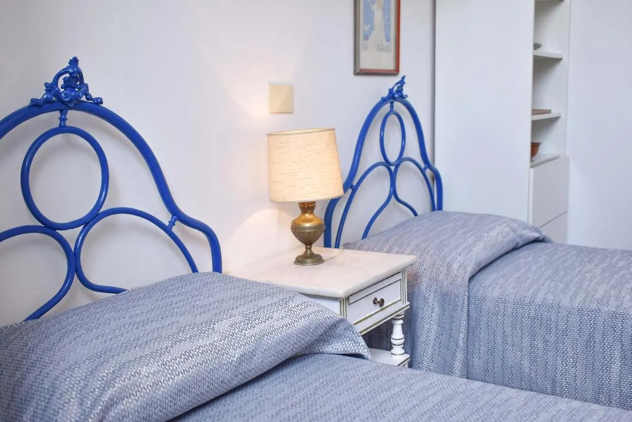 Historical Downtown Apartment Padova Italy