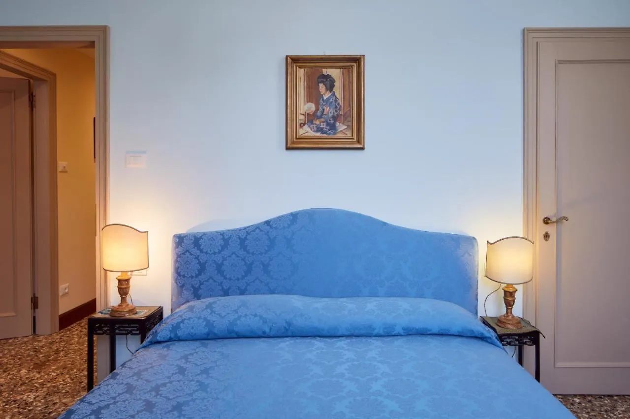 Historical Downtown Apartment Padova