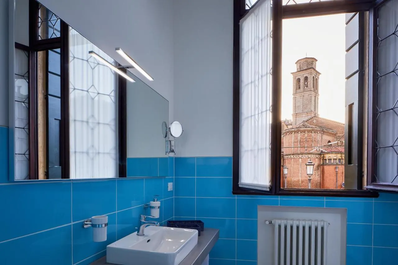 Historical Downtown Apartment Padova 0*,