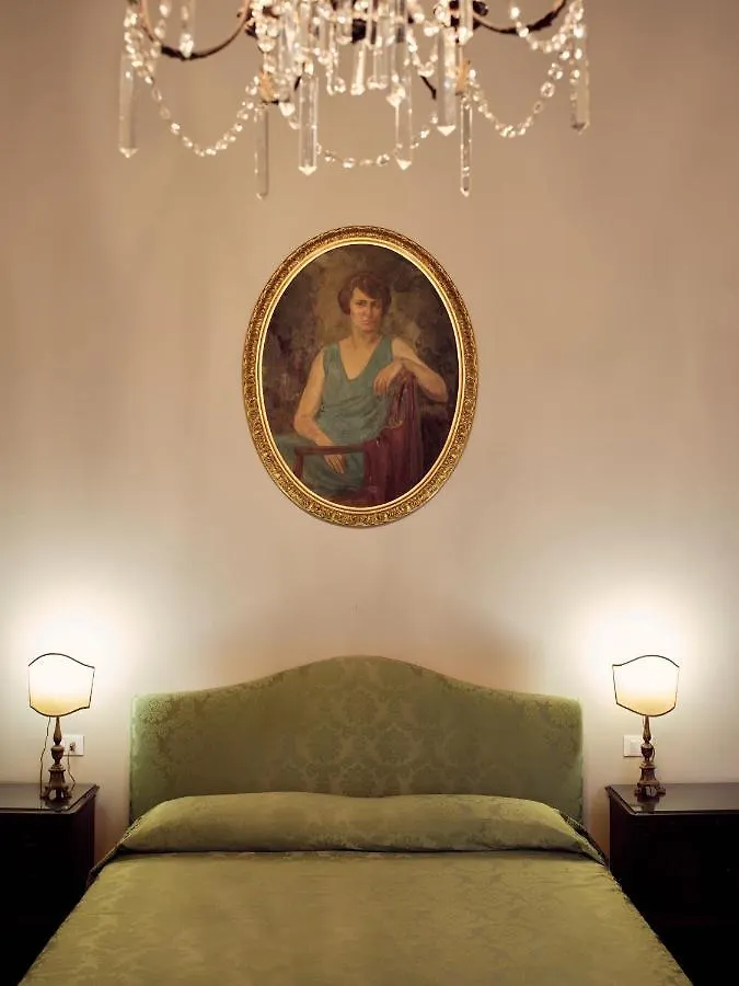Historical Downtown Apartment Padova