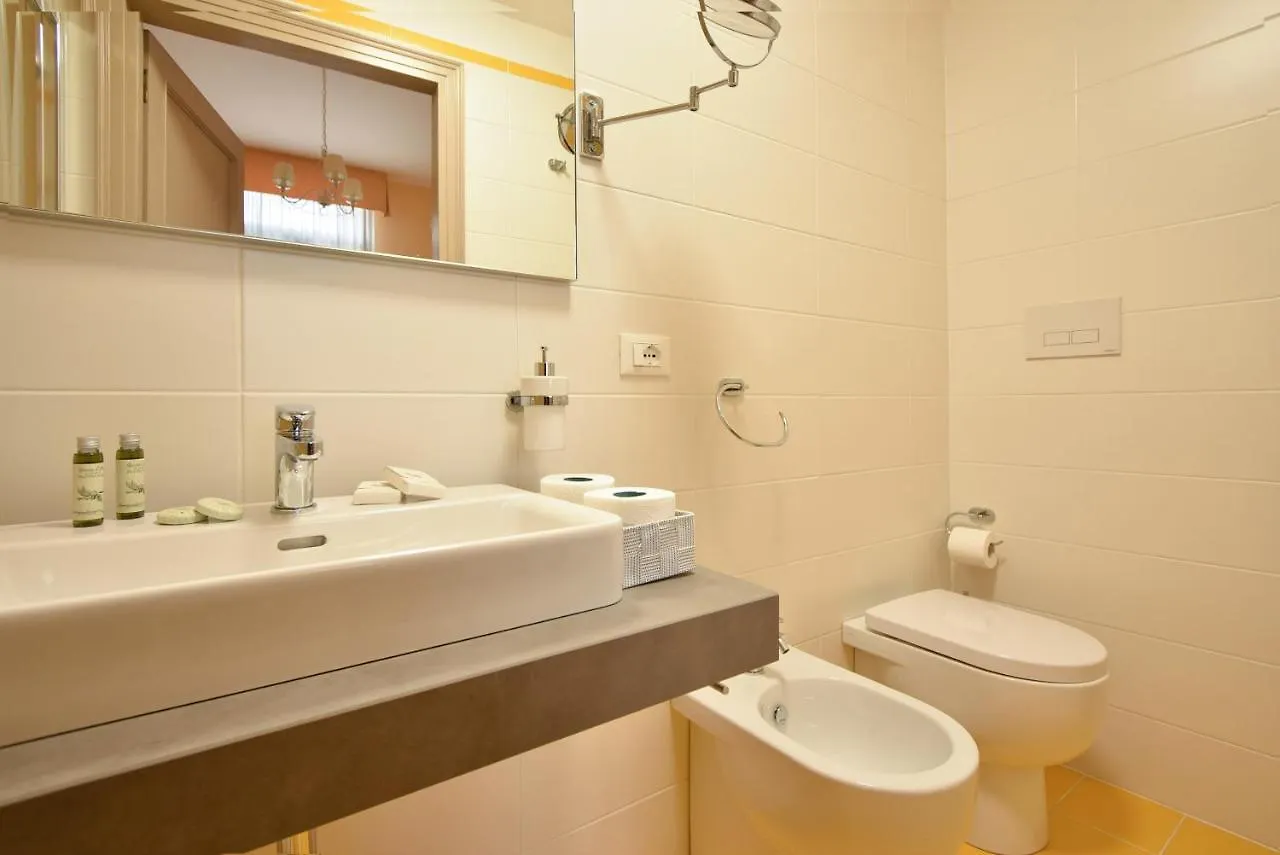 Historical Downtown Apartment Padova Italy